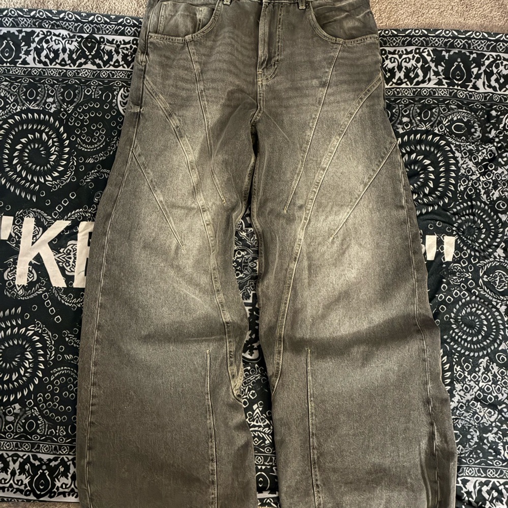 Cotton On Men's Relaxed Fit Gray Jeans